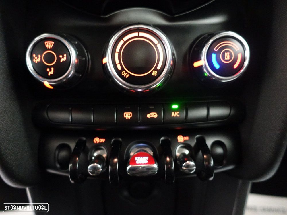 MINI 5 Portas Cooper D - 13