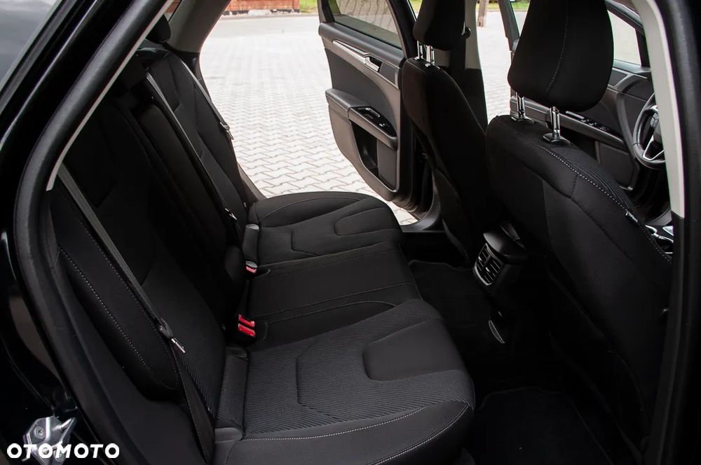Ford Mondeo 2.0 TDCi STart-Stopp PowerShift-Aut Titanium - 6