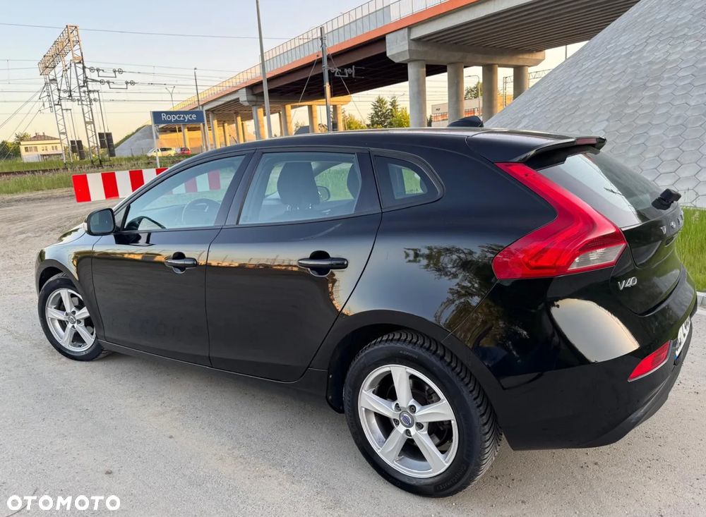 Volvo V40 D2 Momentum - 18