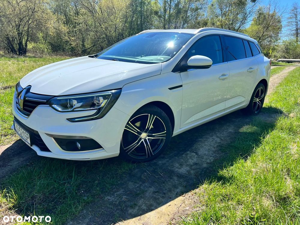 Renault Megane 1.5 Blue dCi Life - 11