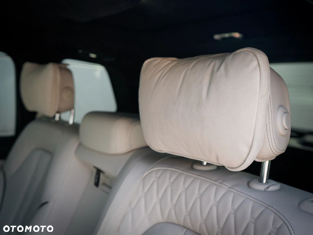 BMW X7 M50i sport - 26