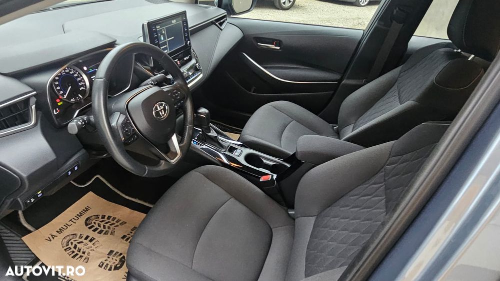 Toyota Corolla 1.8 HSD Dynamic - 12
