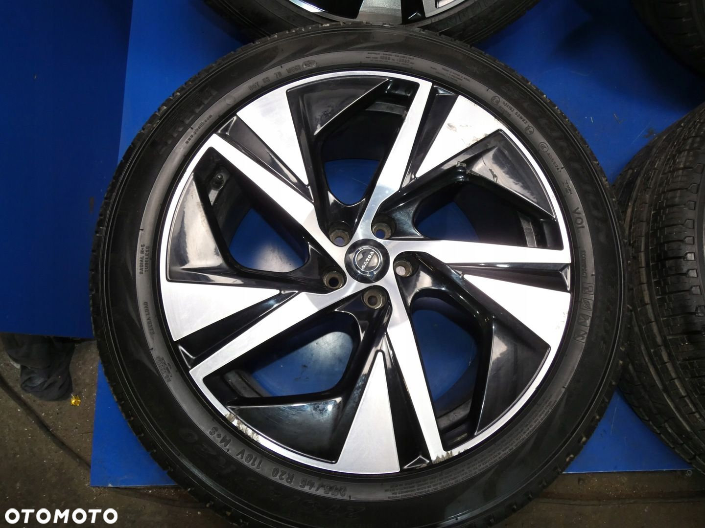 VOLVO XC90 II FELGI ALUMINIOWE 20 R20 ET38,5 OPONY PIRELLI KOŁA KOMPLET - 4