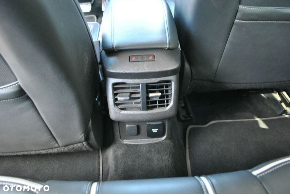 Ford Mondeo 2.0 EcoBlue Vignale - 14