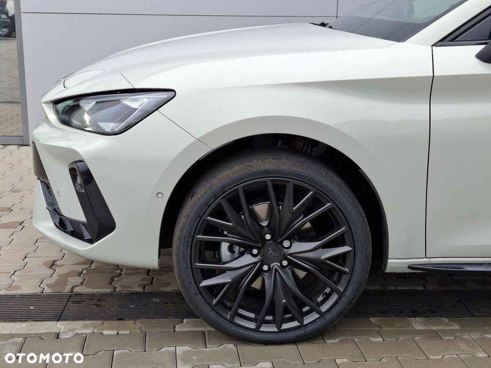 Cupra Leon Sportstourer 2.0 TSI 4Drive DSG - 9