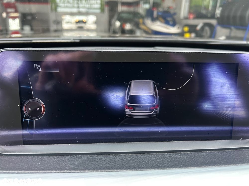 BMW Seria 3 320d - 35