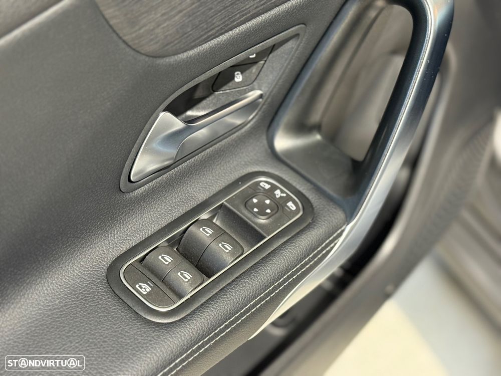 Mercedes-Benz CLA 200 Shooting Brake Progressive Aut. - 24