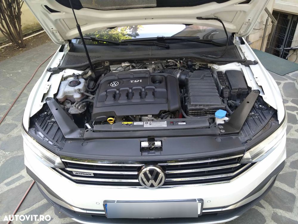 Volkswagen Passat 2.0 TDI 4Motion DSG BlueMotion Tech Highline - 27