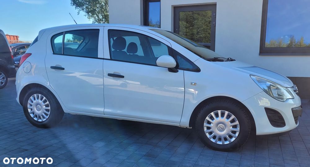 Opel Corsa - 8