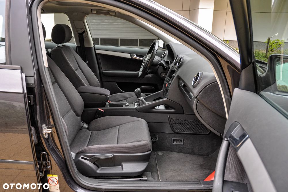 Audi A3 Sportback - 11