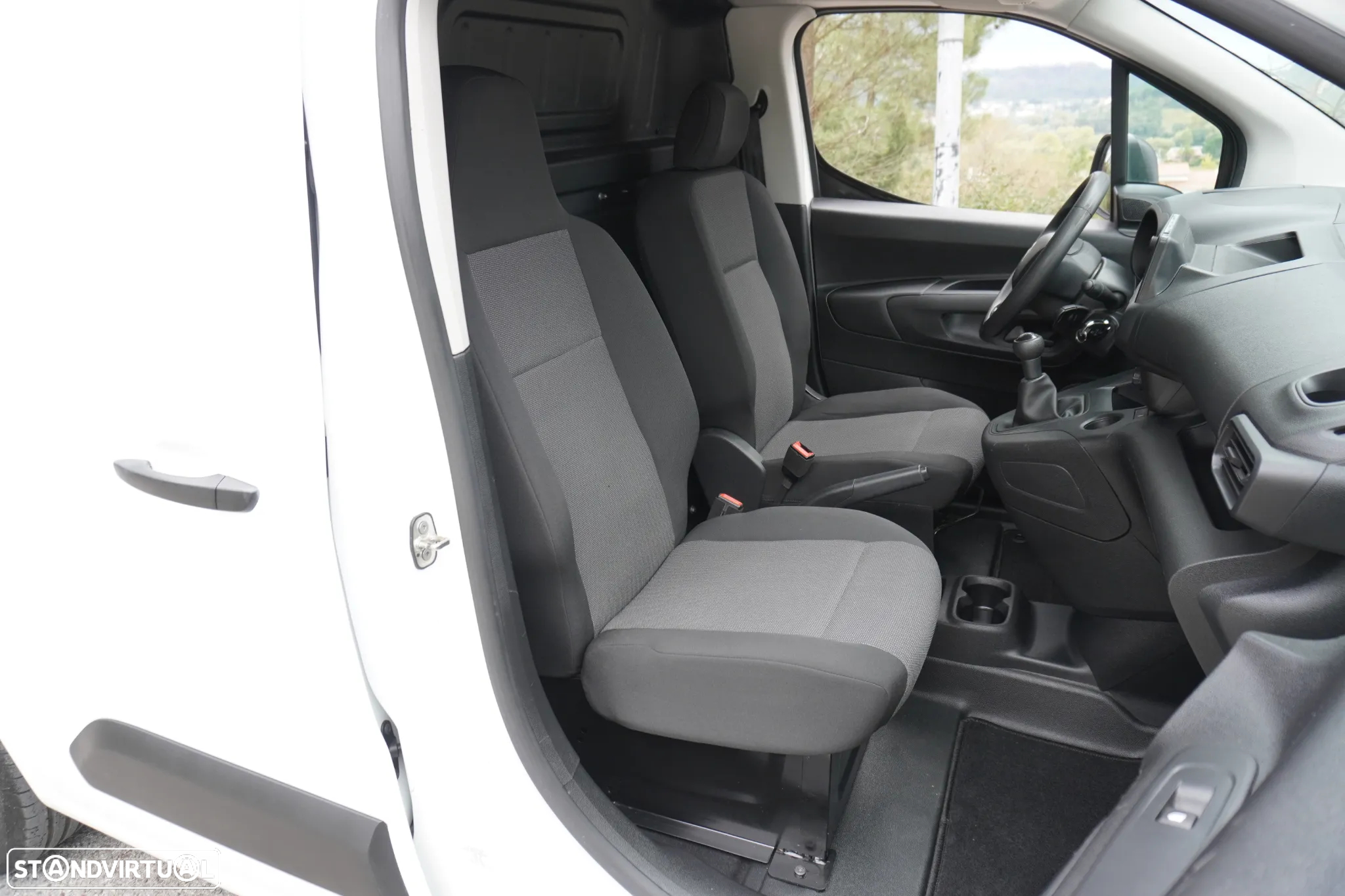 Citroën Berlingo 1.5 BlueHDI 102CV - 27