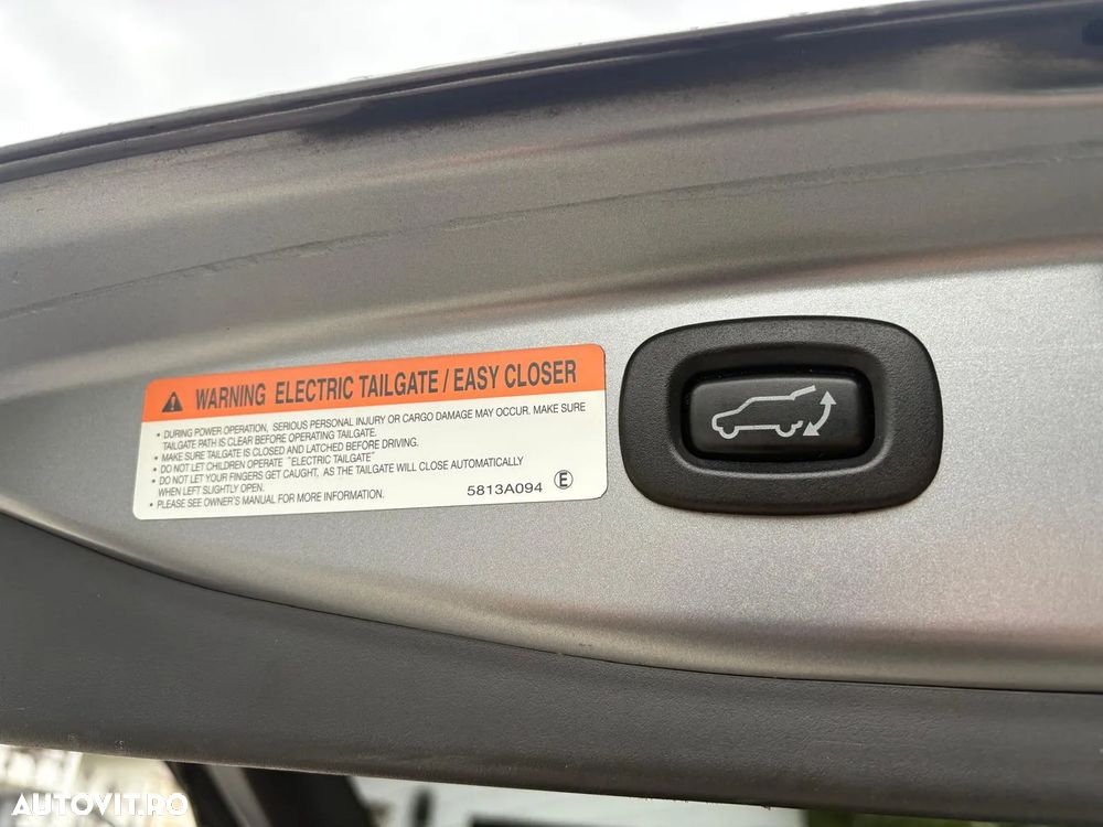 Mitsubishi Outlander 2.0 4WD Plug-In Hybrid Plus - 15
