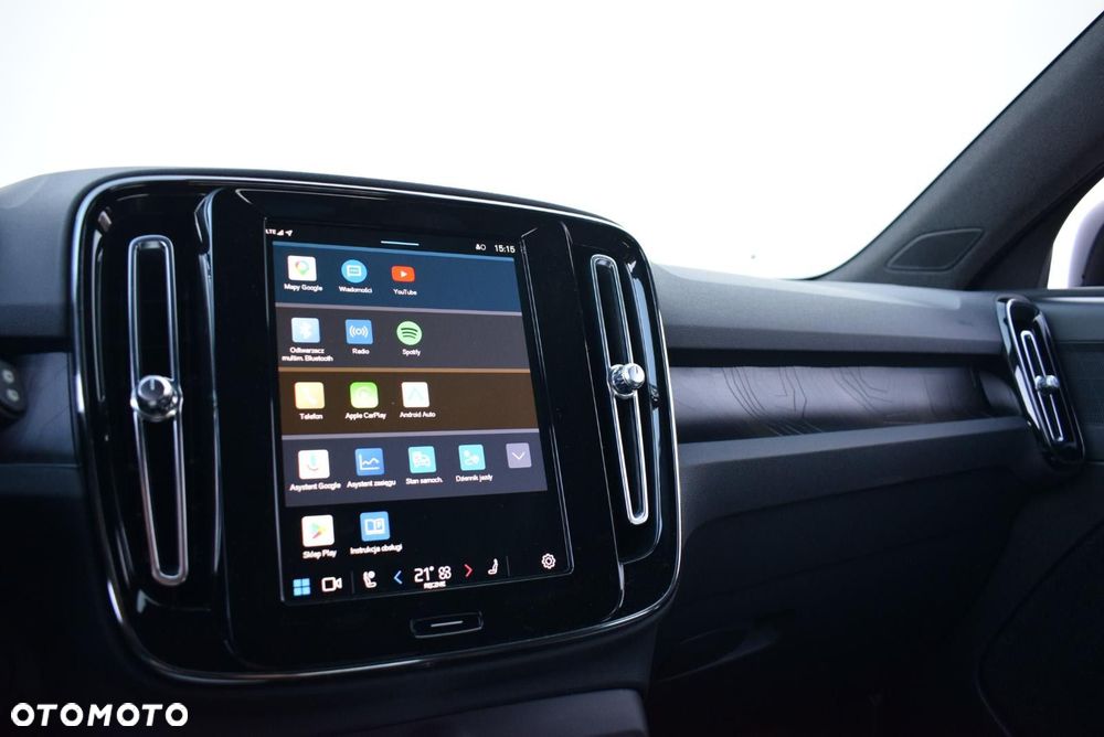 Volvo XC 40 - 25