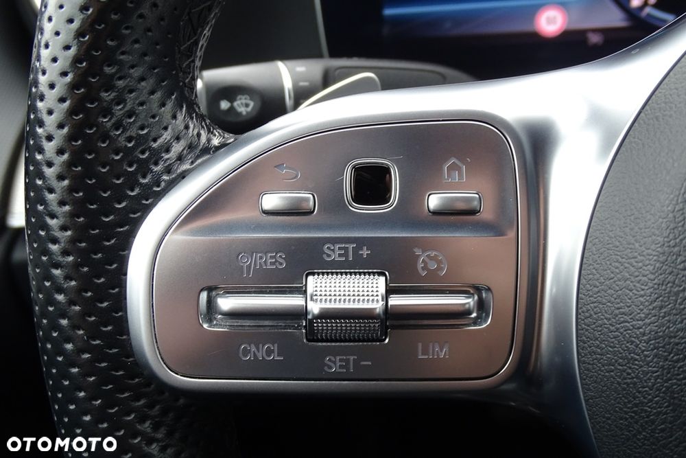 Mercedes-Benz Klasa E - 30