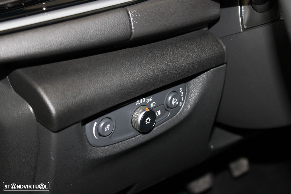 Opel Insignia Grand Sport 1.6 CDTi Business Edition - 11