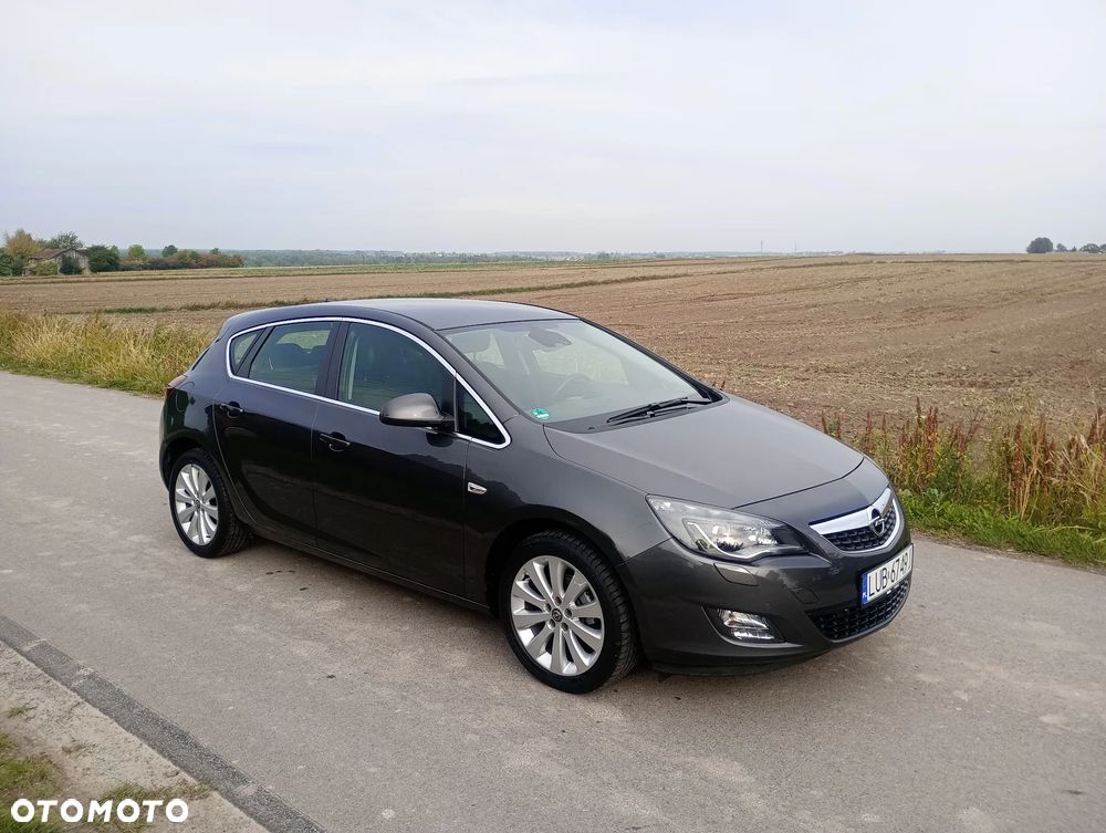 Opel Astra 1.4 Turbo Cosmo - 20