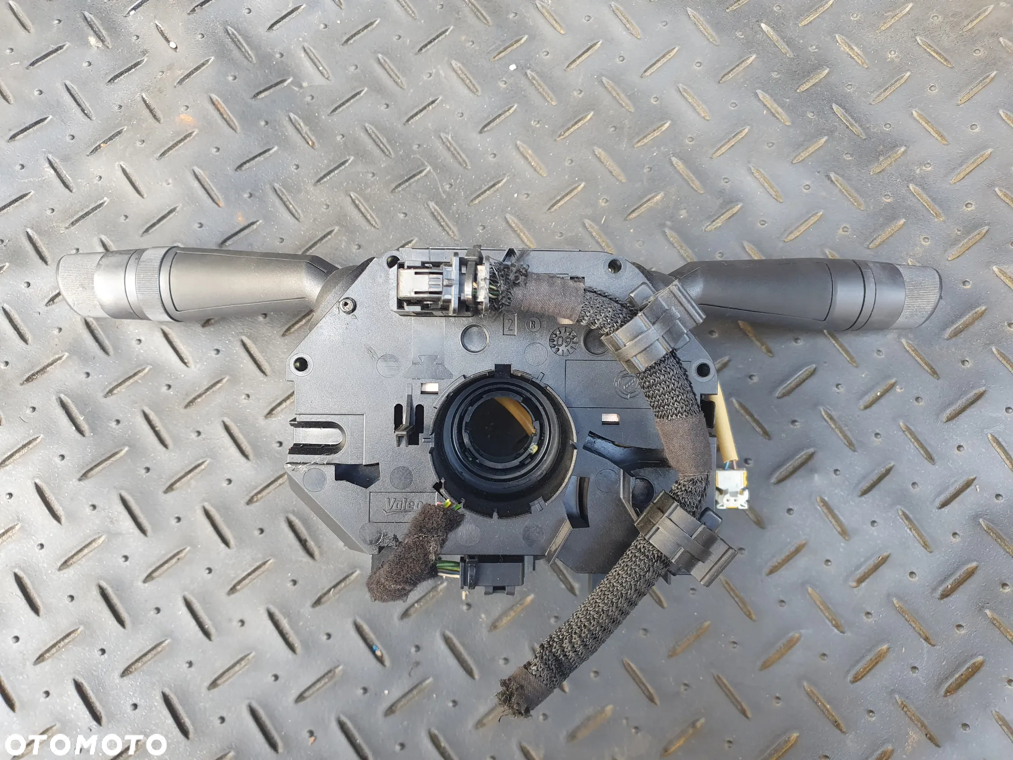 PRZEŁĄCZNIK ZESPOLONY TAŚMA FIAT GRANDE PUNTO EVO 7354719360 09-12 - 3