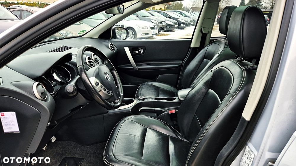 Nissan Qashqai+2 2.0 4x4 Tekna - 29