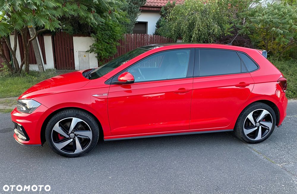 Volkswagen Polo 2.0 TSI GTI - 2