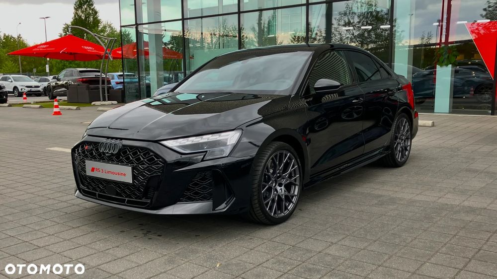 Audi RS3 Limousine - 7