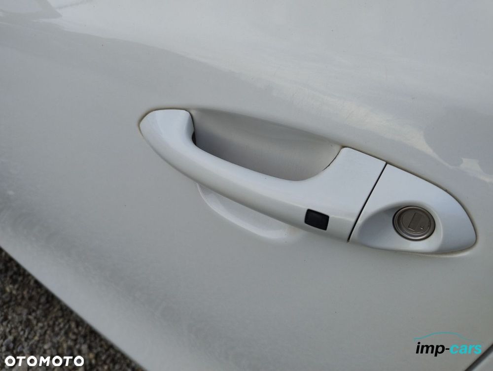 Kia Ceed - 16