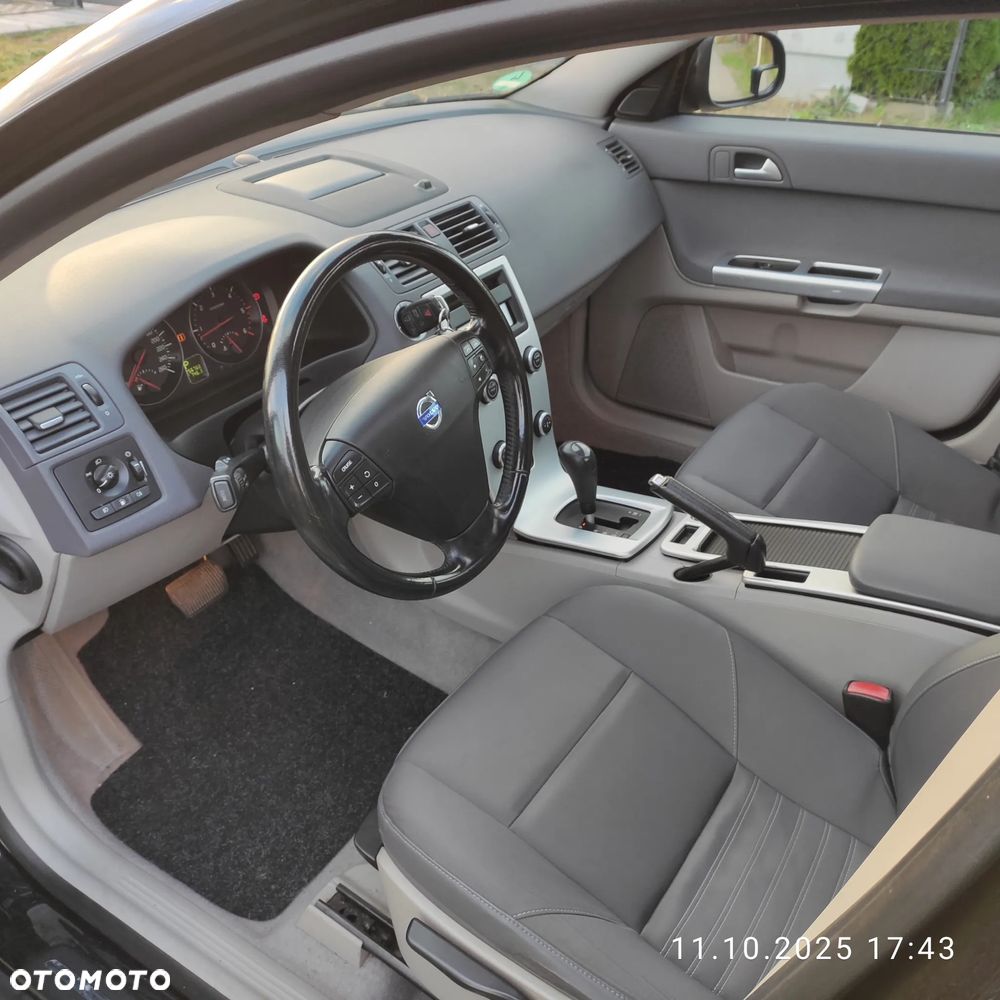 Volvo V50 D5 DPF Momentum - 21