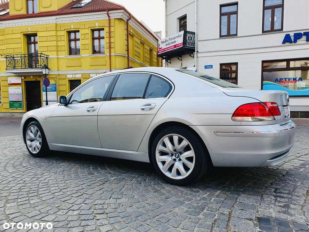 BMW Seria 7 740i - 3