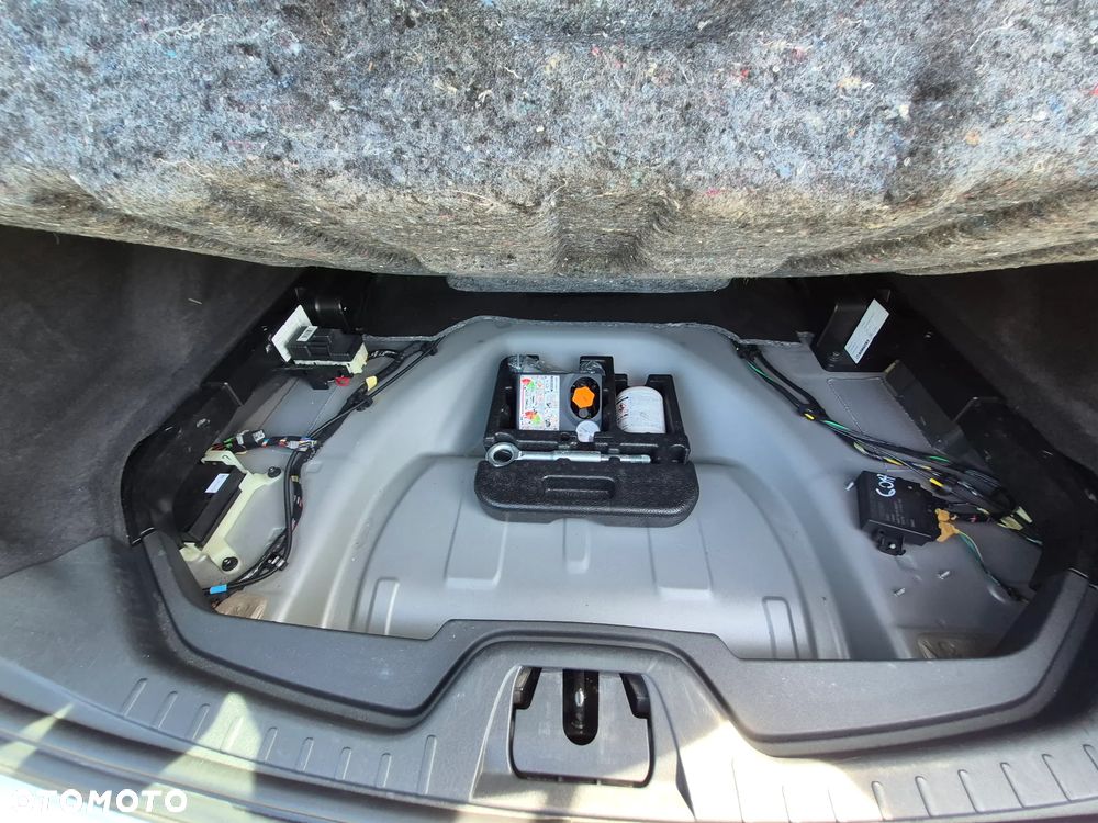 Volvo V60 D2 Drive-E Dynamic Edition (Kinetic) - 11