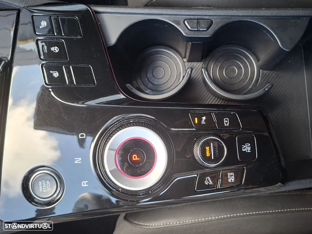 Kia Sportage 1.6 T-GDi PHEV Tech - 19