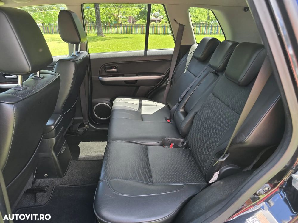 Suzuki Grand Vitara 1.9 DDIS JLX Navi - 26