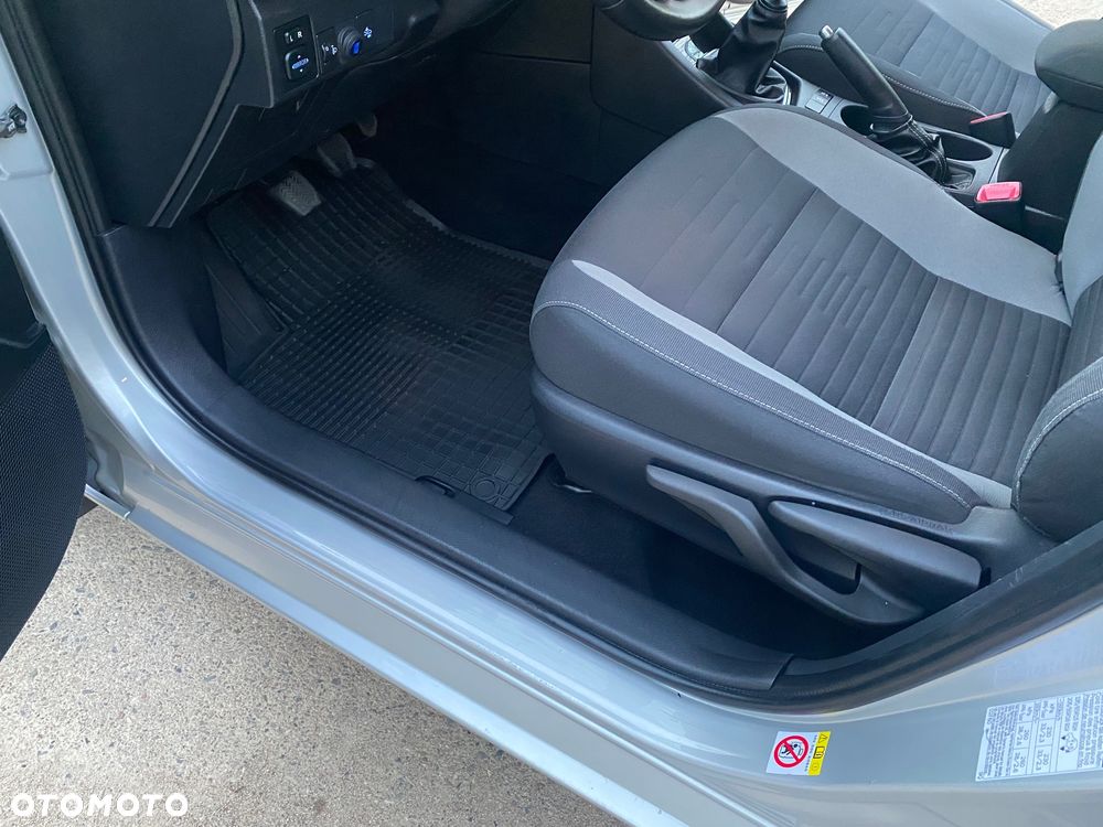 Toyota Auris - 28