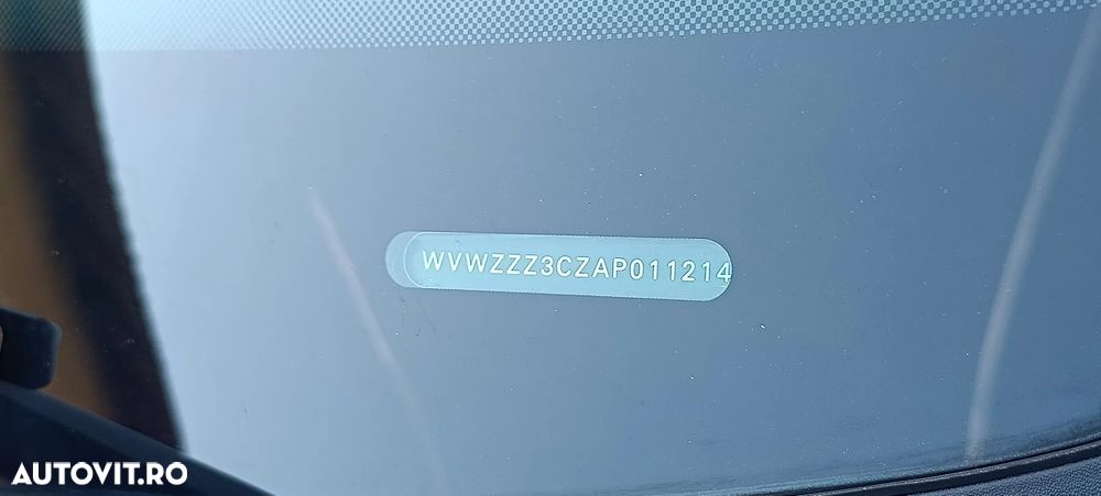 Volkswagen Passat 2.0TDI Comfortline DPF Bluemotion Technology - 14