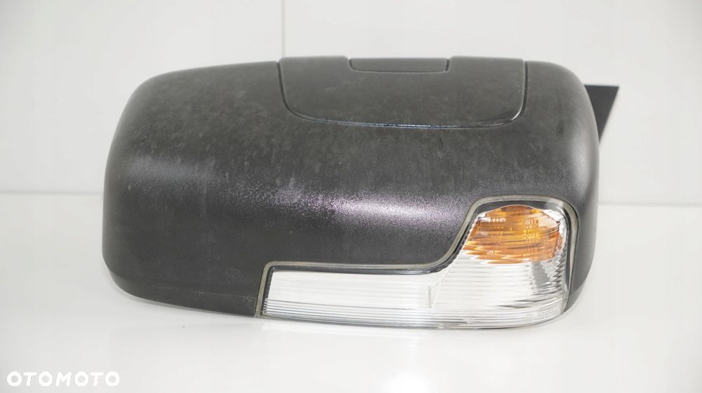 LUSTERKO PRAWE IVECO DAILY IV 14R- 2PIN - 5