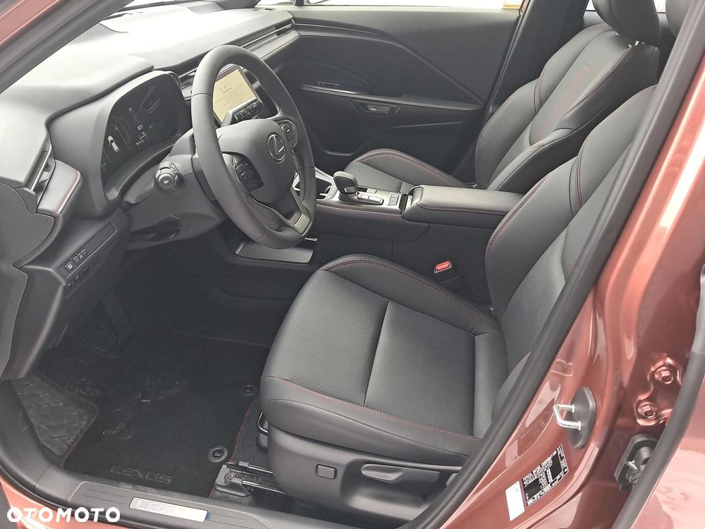 Lexus LBX 1.5 Hybrid Emotion - 15