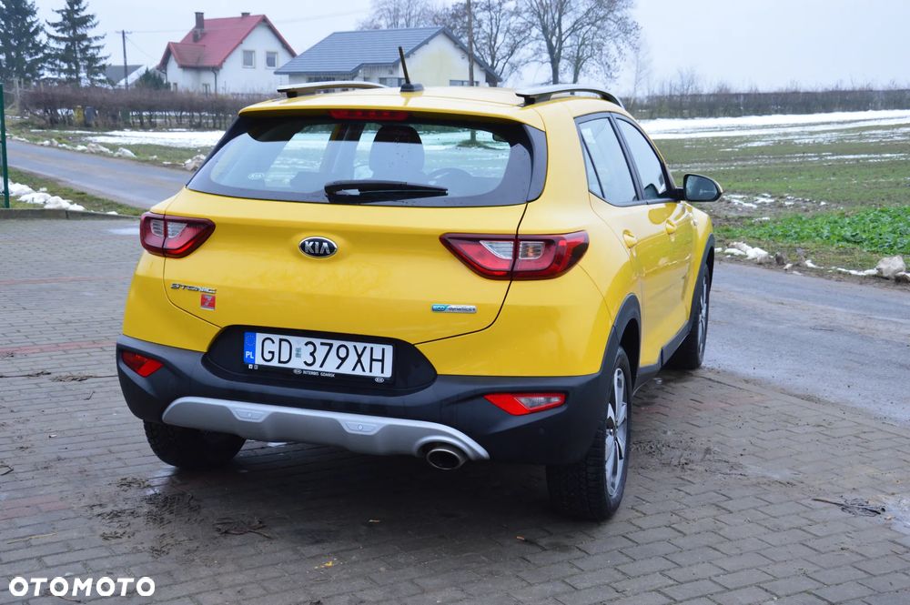 Kia Stonic - 12