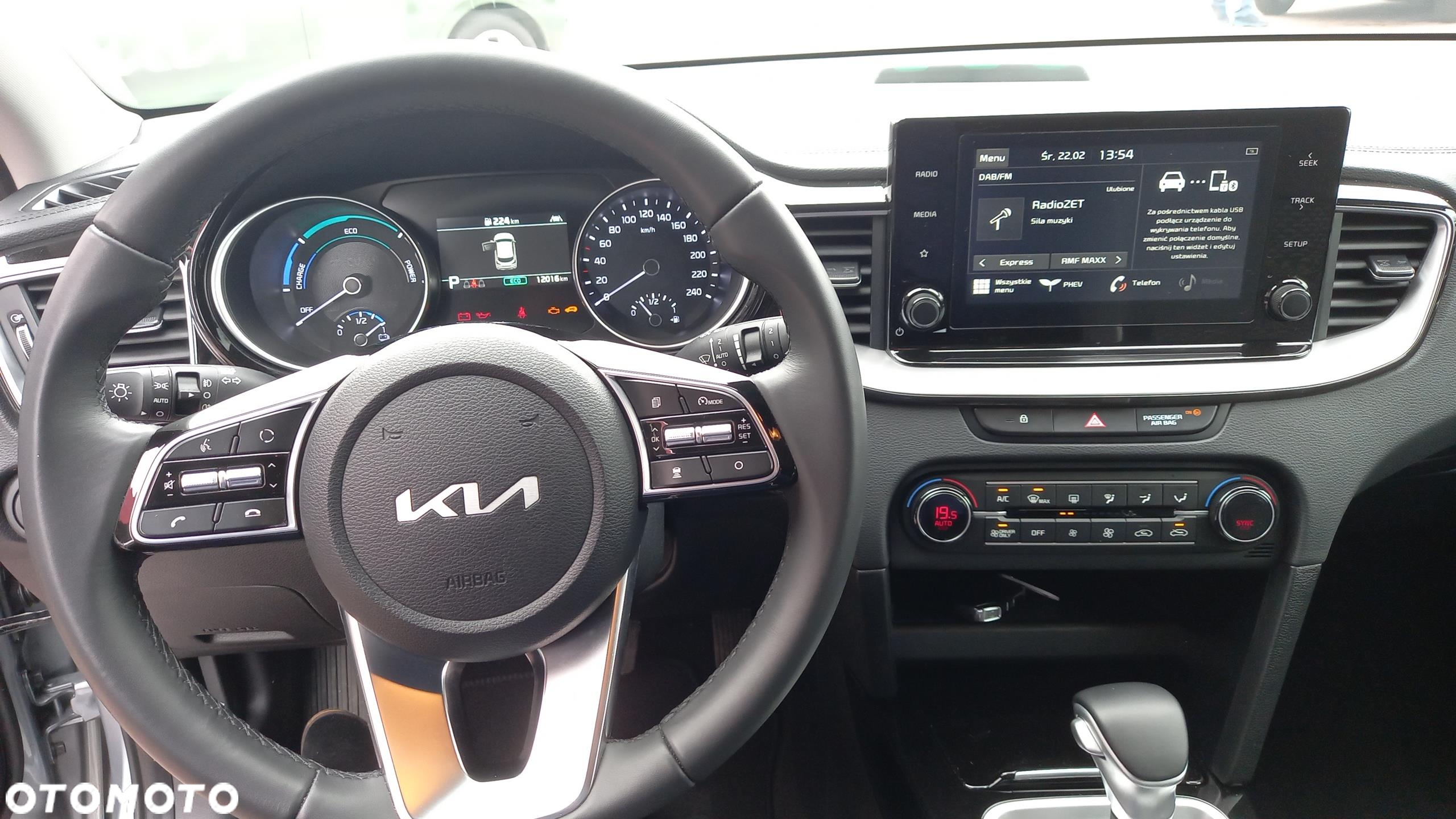 Kia XCeed 1.6 GDI PHEV L DCT - 9
