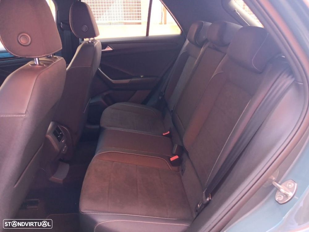 VW T-Roc 2.0 TDI R-Line DSG - 29