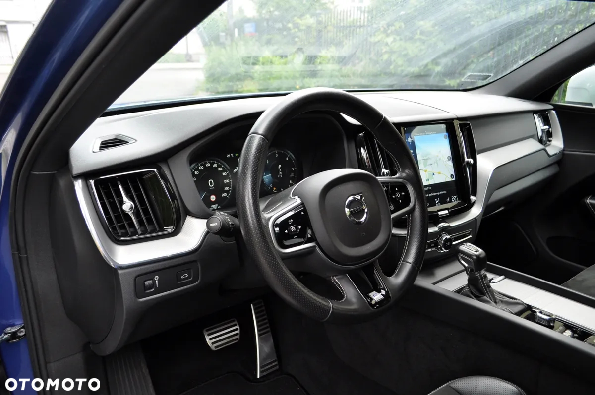 Volvo XC 60 D5 SCR AWD R-Design - 15