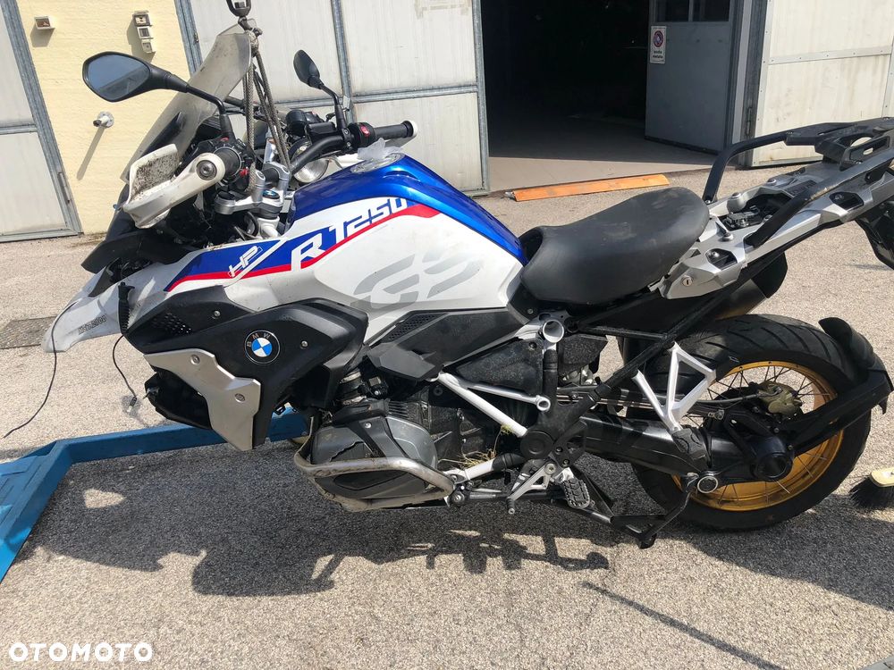 BMW Gs 1250 kolektor   stelaż  silnik  chłodnica  osłona bok