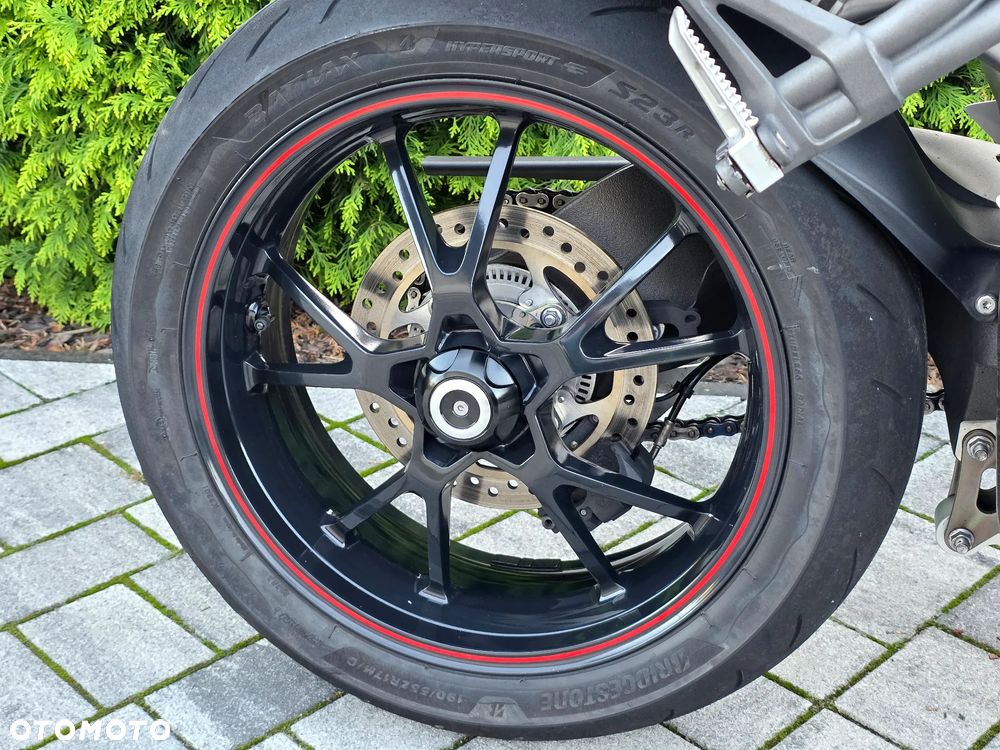 Triumph Speed Triple - 5