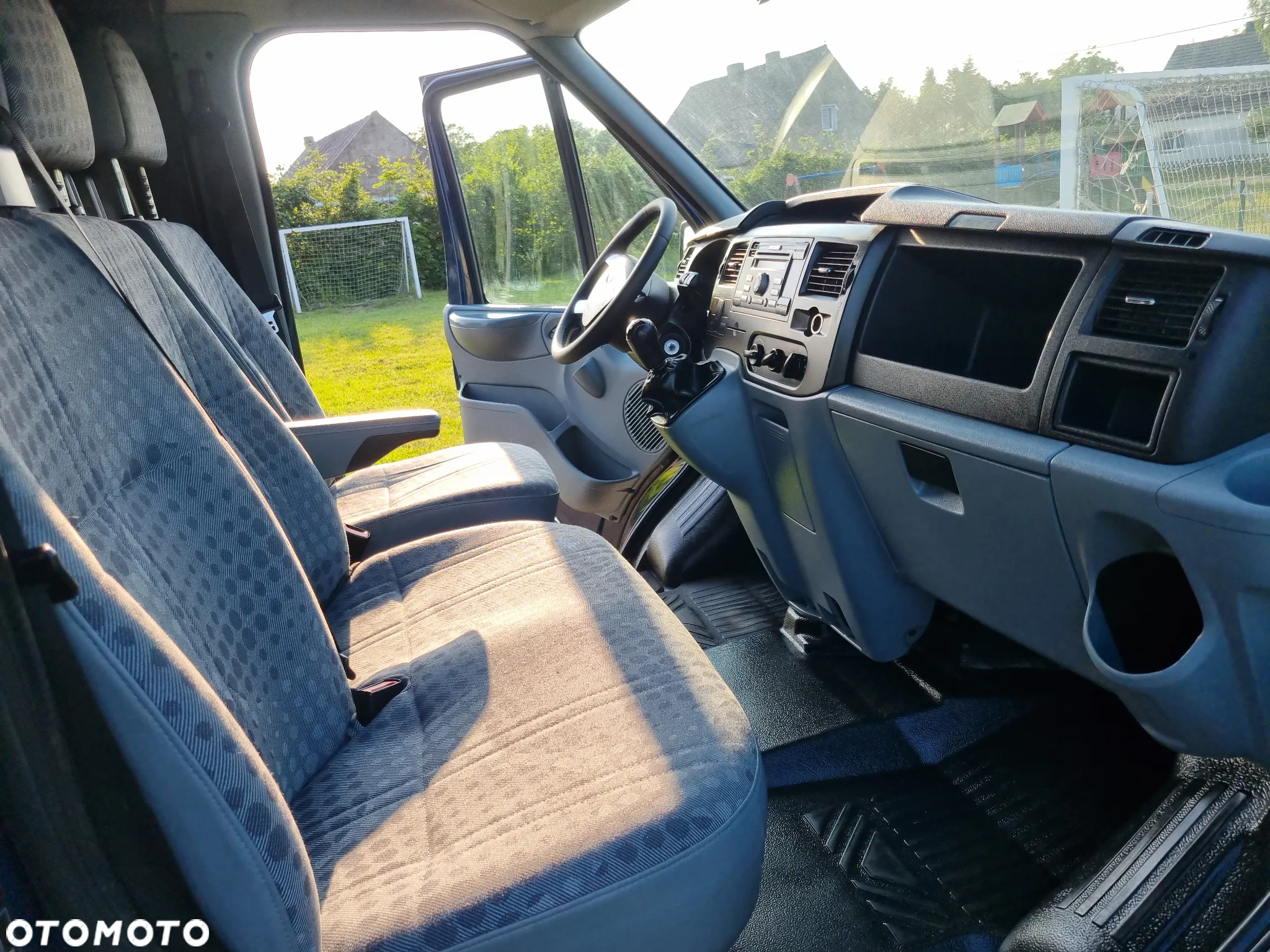 Ford Transit - 17