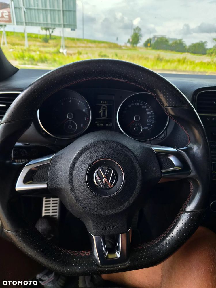 Volkswagen Golf 2.0 GTI - 9