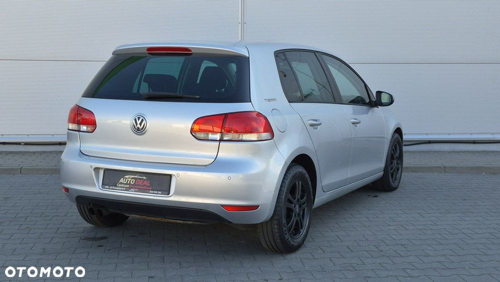Volkswagen Golf - 12