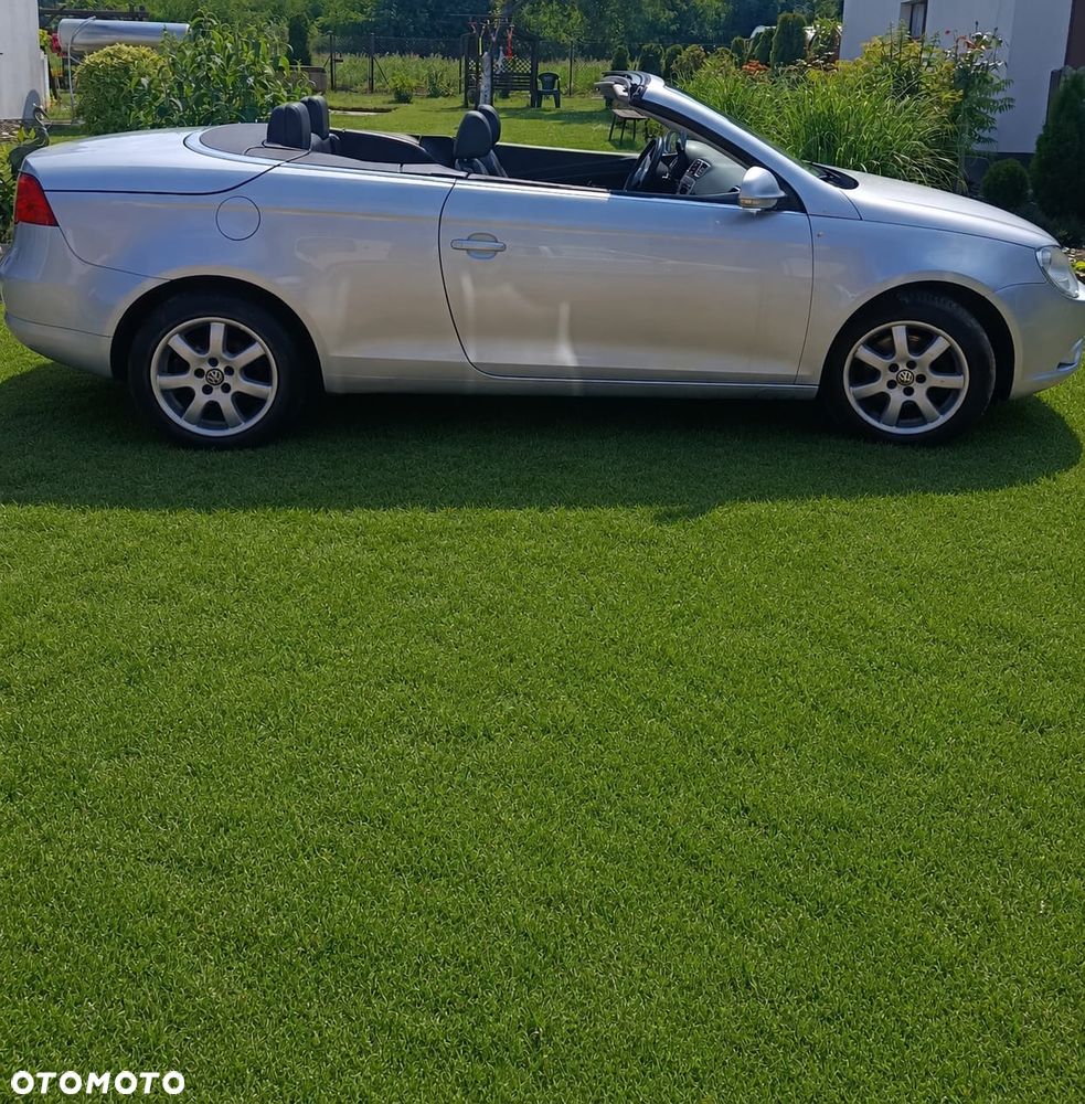 Volkswagen Eos 2.0 FSI - 2