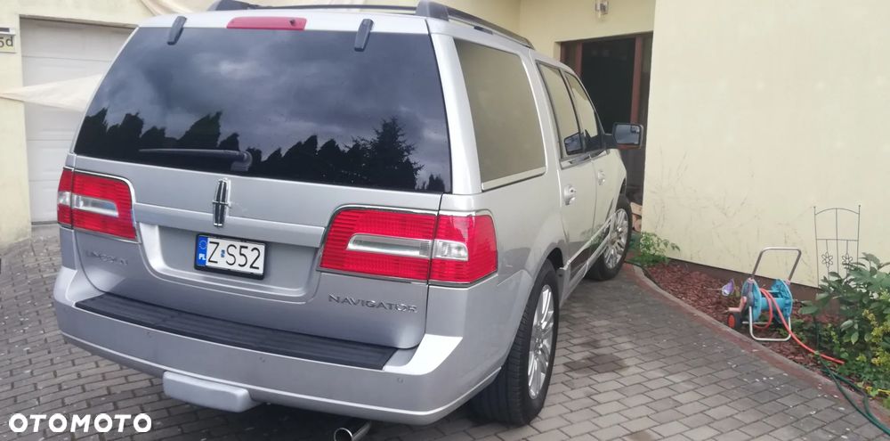 Lincoln Navigator 5.4 L 4x4 - 3