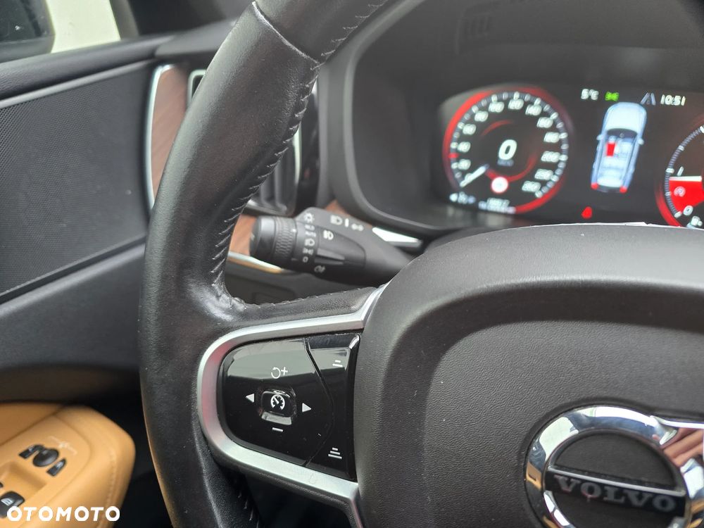 Volvo XC 60 D4 SCR AWD Inscription - 25