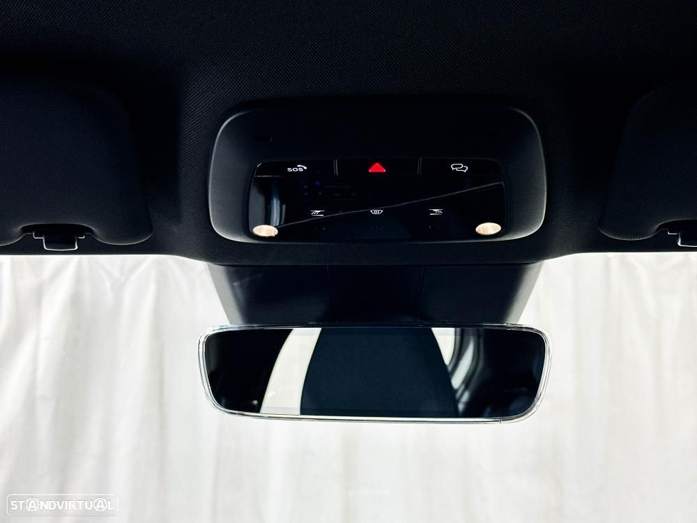 Volvo EX30 Single Motor Extended Range RWD Plus - 21