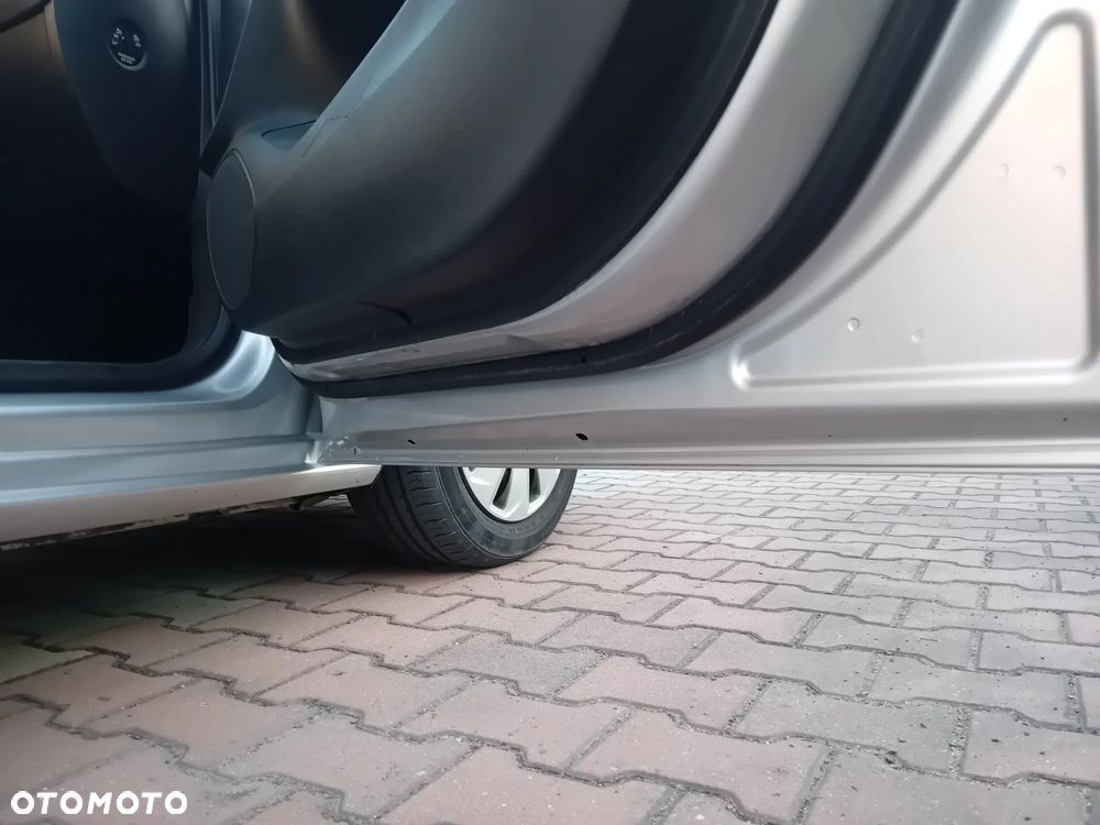 Opel Astra 1.6 CDTI Enjoy - 11
