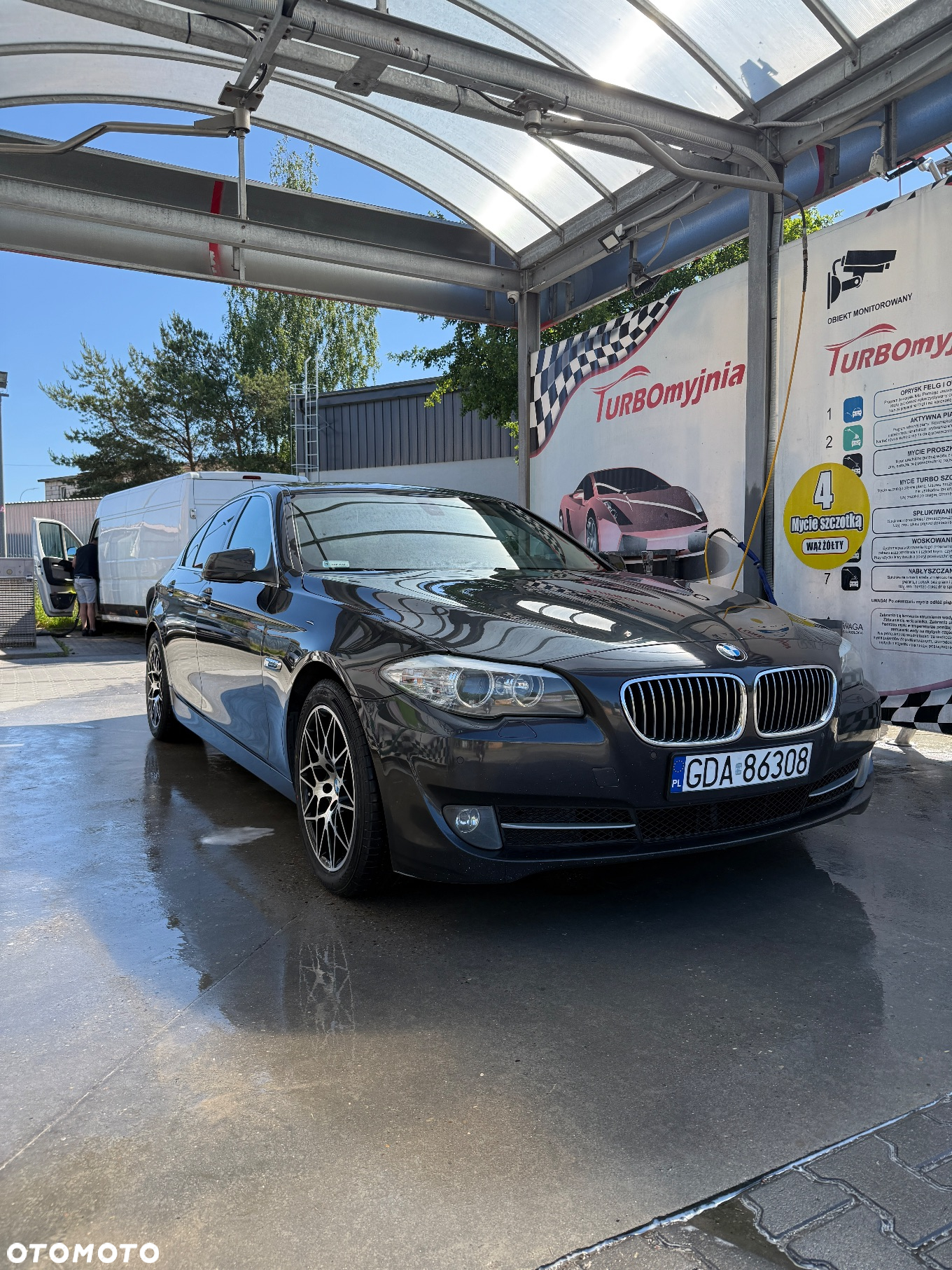 BMW Seria 5 520d - 4