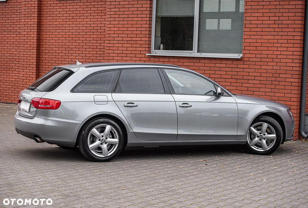 Audi A4 Avant - 14